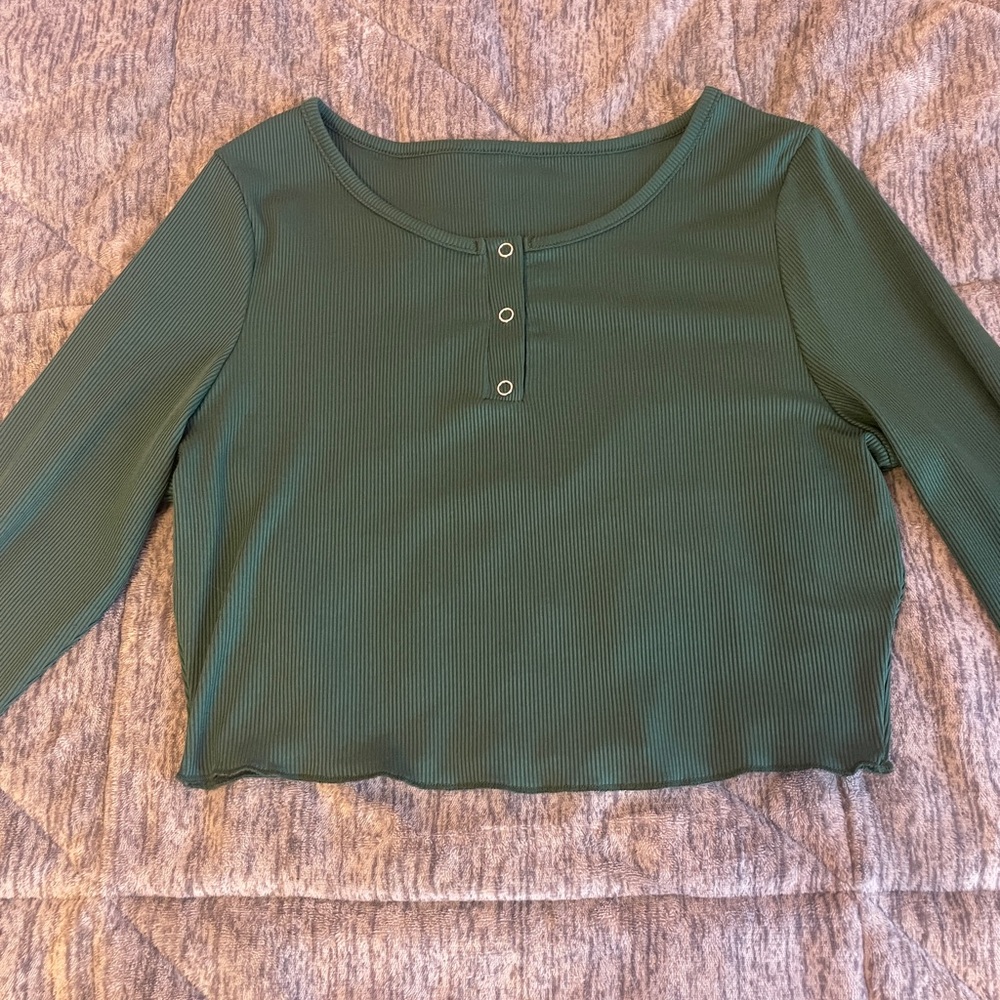 Women's Green Ribbed Top - Picture 2 of 3